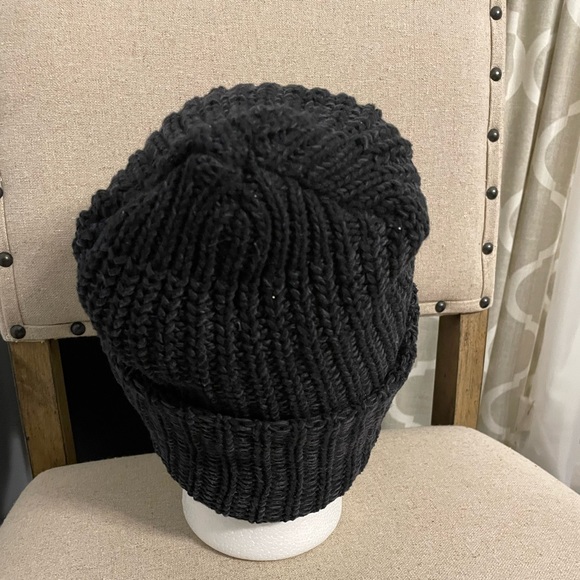 Gray Love Your Melon cuffed beanie hat - Picture 4 of 5